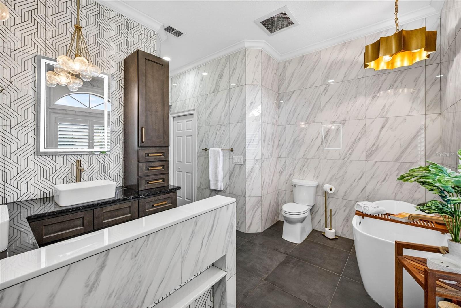 GRANDVIEW GROVE - Residential