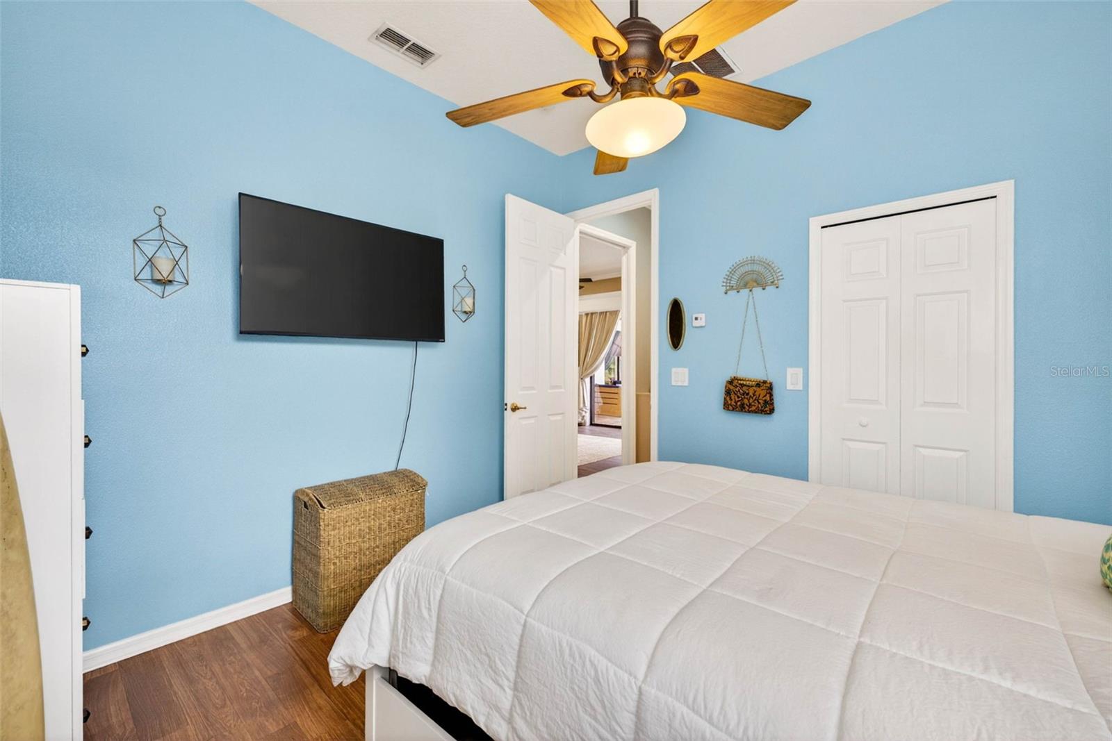 GRANDVIEW GROVE - Residential