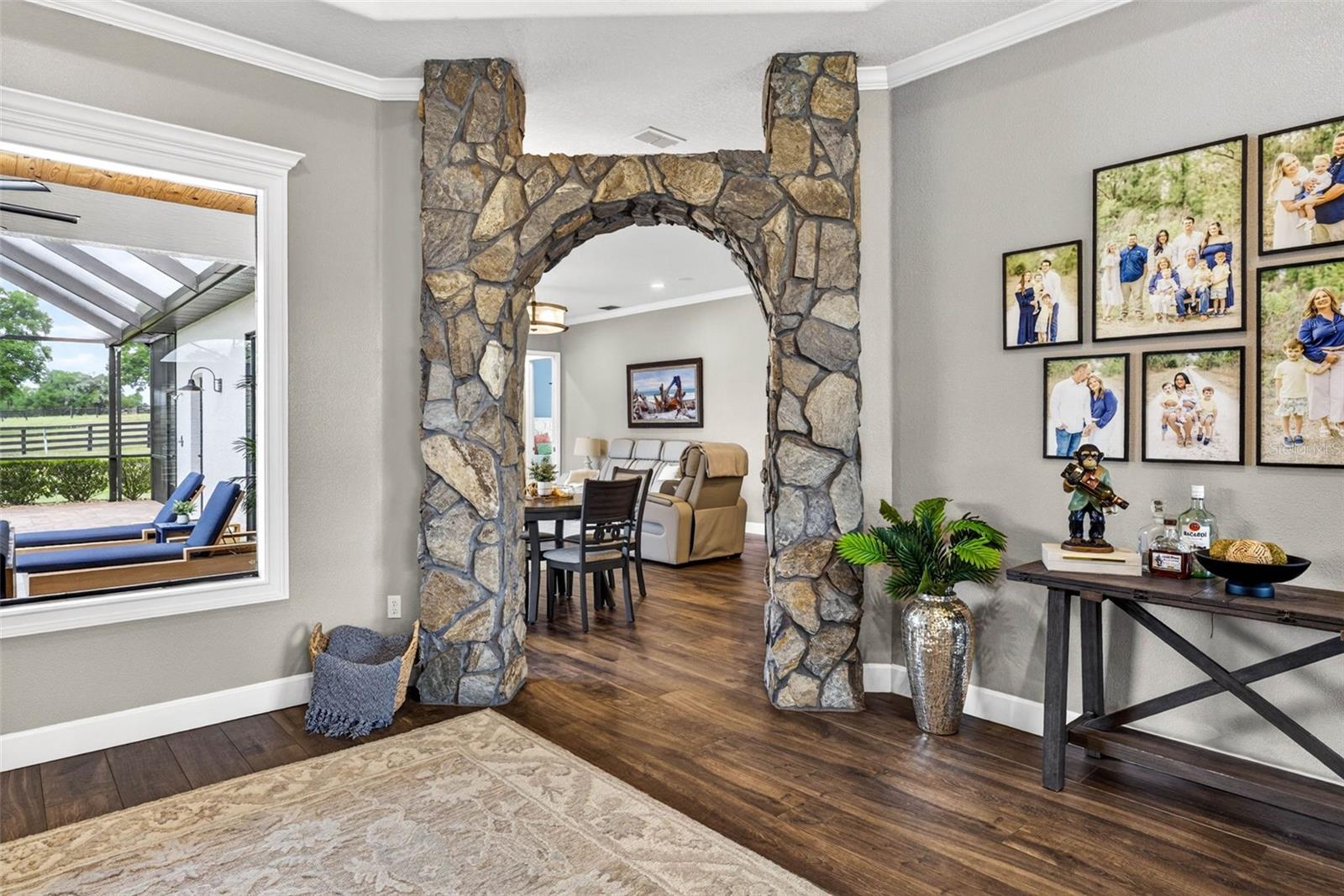 GRANDVIEW GROVE - Residential