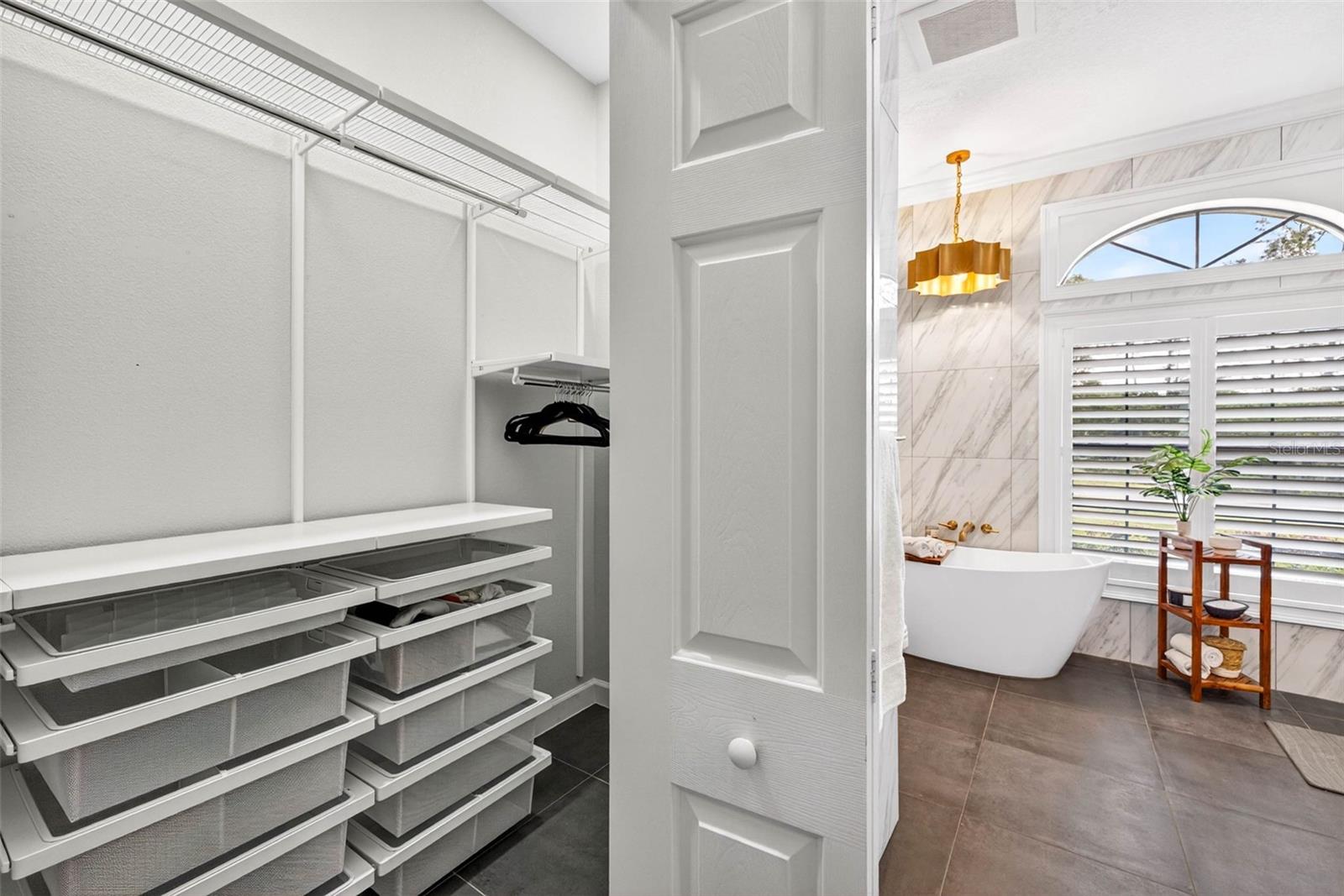 GRANDVIEW GROVE - Residential