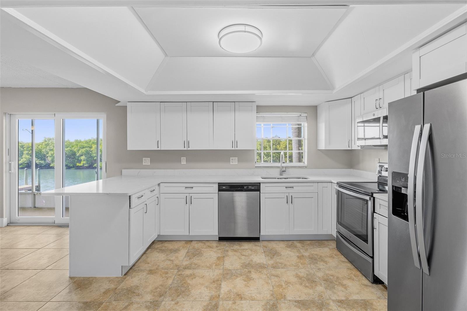 BAY POINTE CONDO - Residential