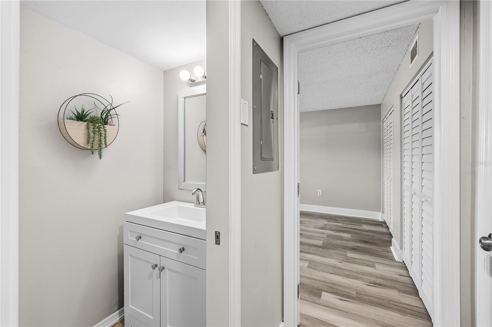 BAY POINTE CONDO - Residential