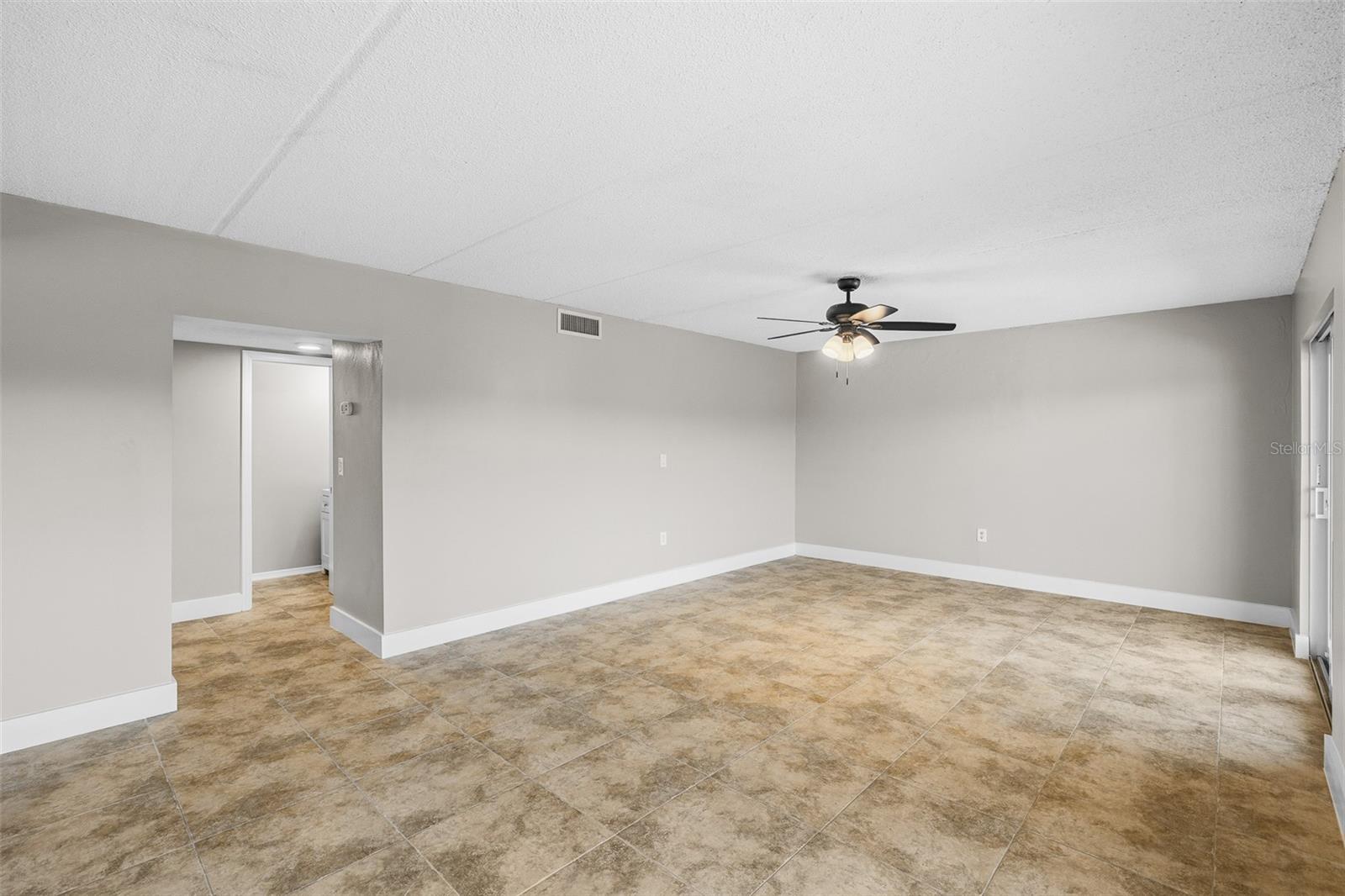 BAY POINTE CONDO - Residential