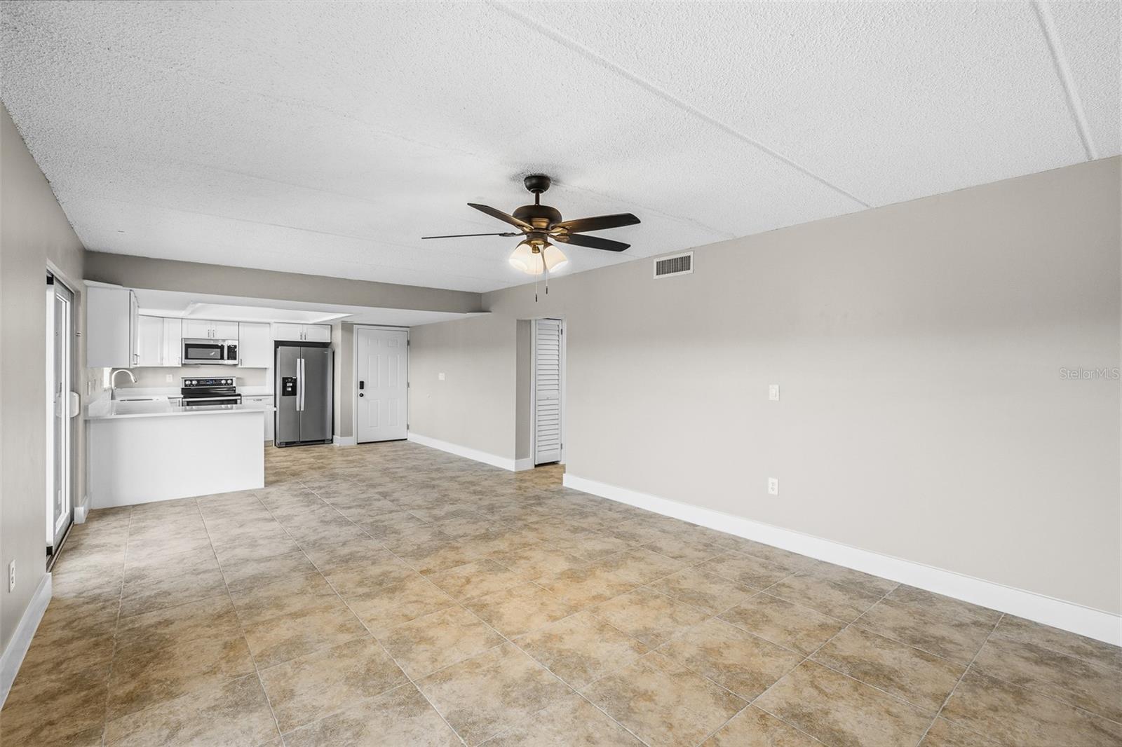 BAY POINTE CONDO - Residential