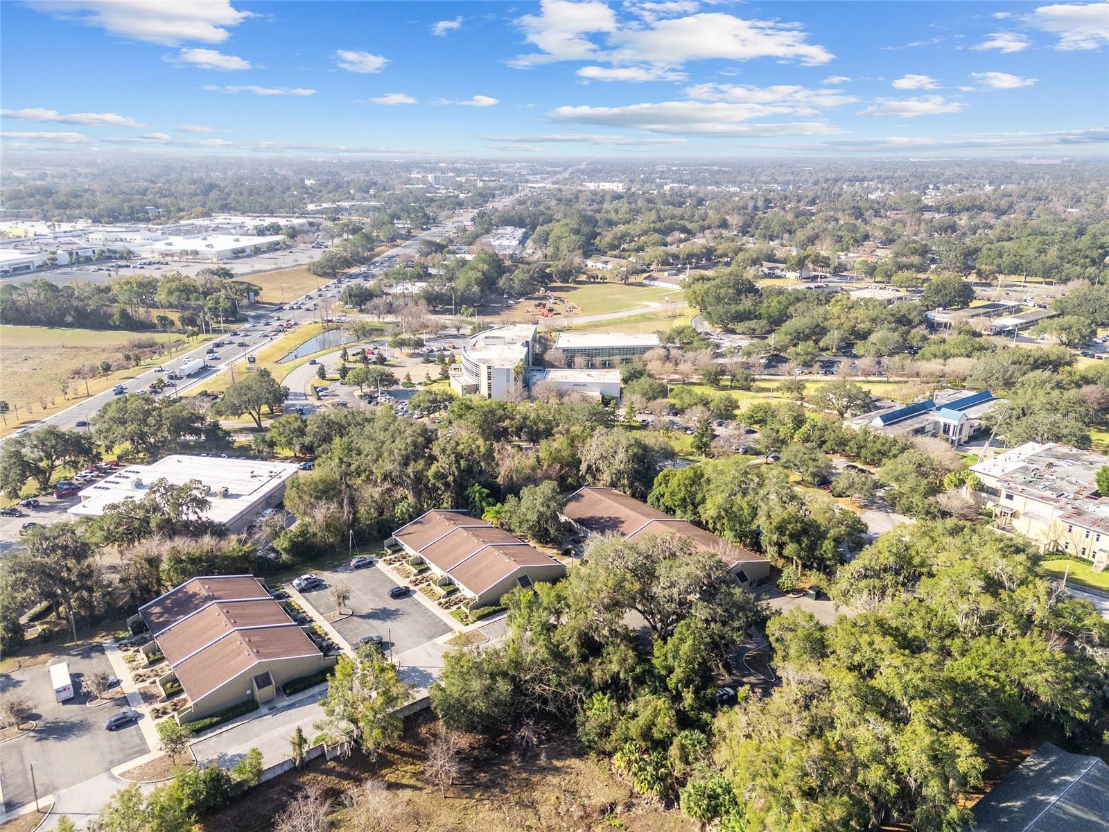 STARTING GATE OFFICE COMPLEX - Commercial Sale