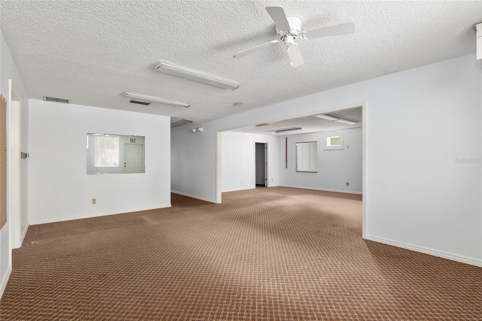 STARTING GATE OFFICE COMPLEX - Commercial Sale