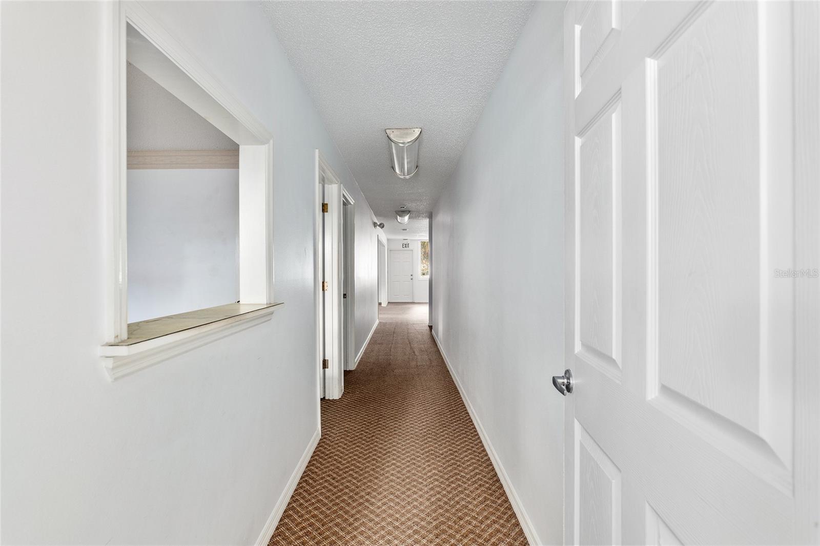 STARTING GATE OFFICE COMPLEX - Commercial Sale
