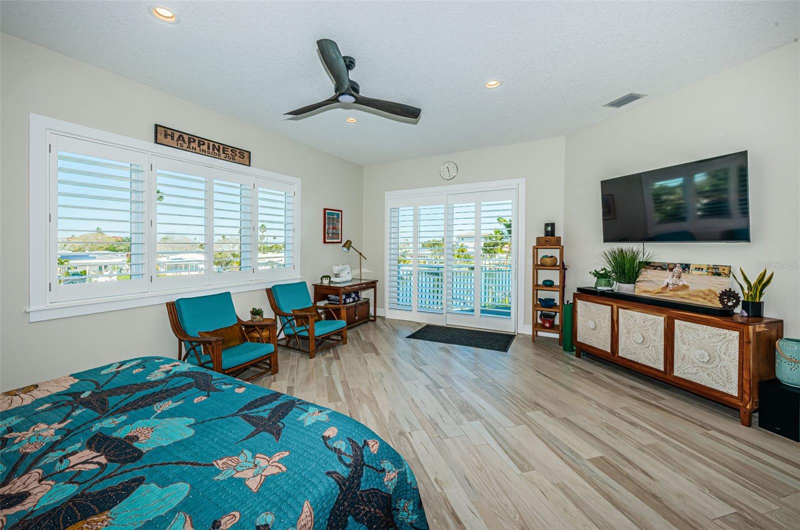 LONE PALM BEACH 3RD ADD - Residential