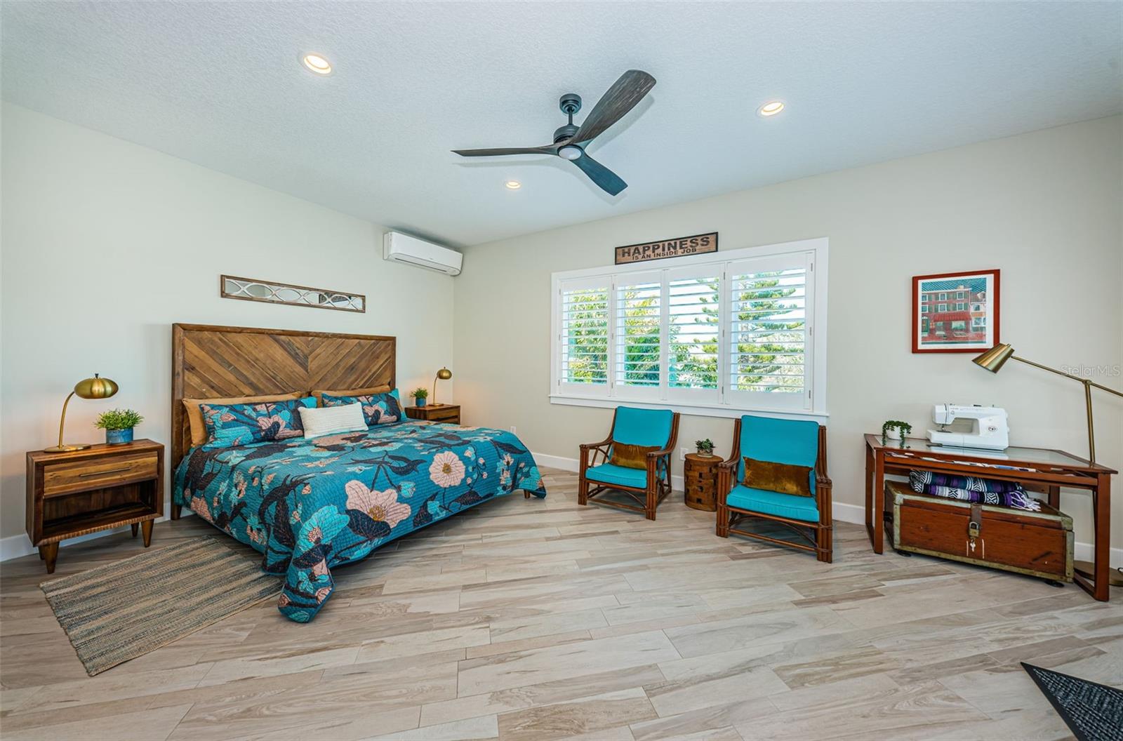 LONE PALM BEACH 3RD ADD - Residential