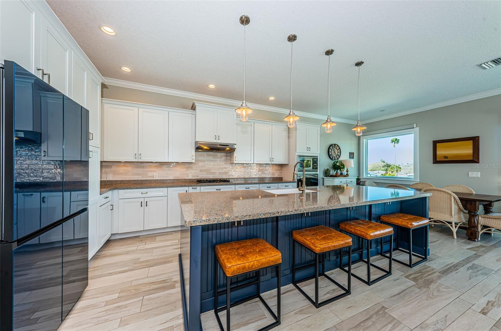 LONE PALM BEACH 3RD ADD - Residential