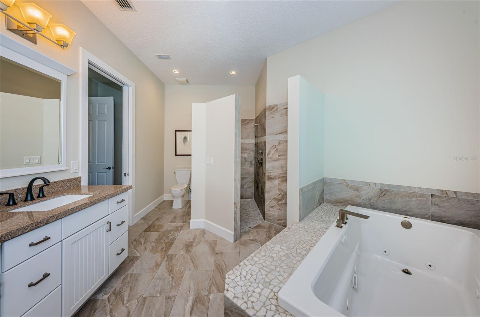 LONE PALM BEACH 3RD ADD - Residential