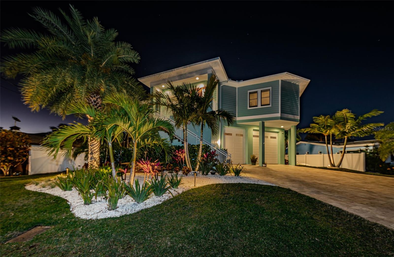 LONE PALM BEACH 3RD ADD - Residential