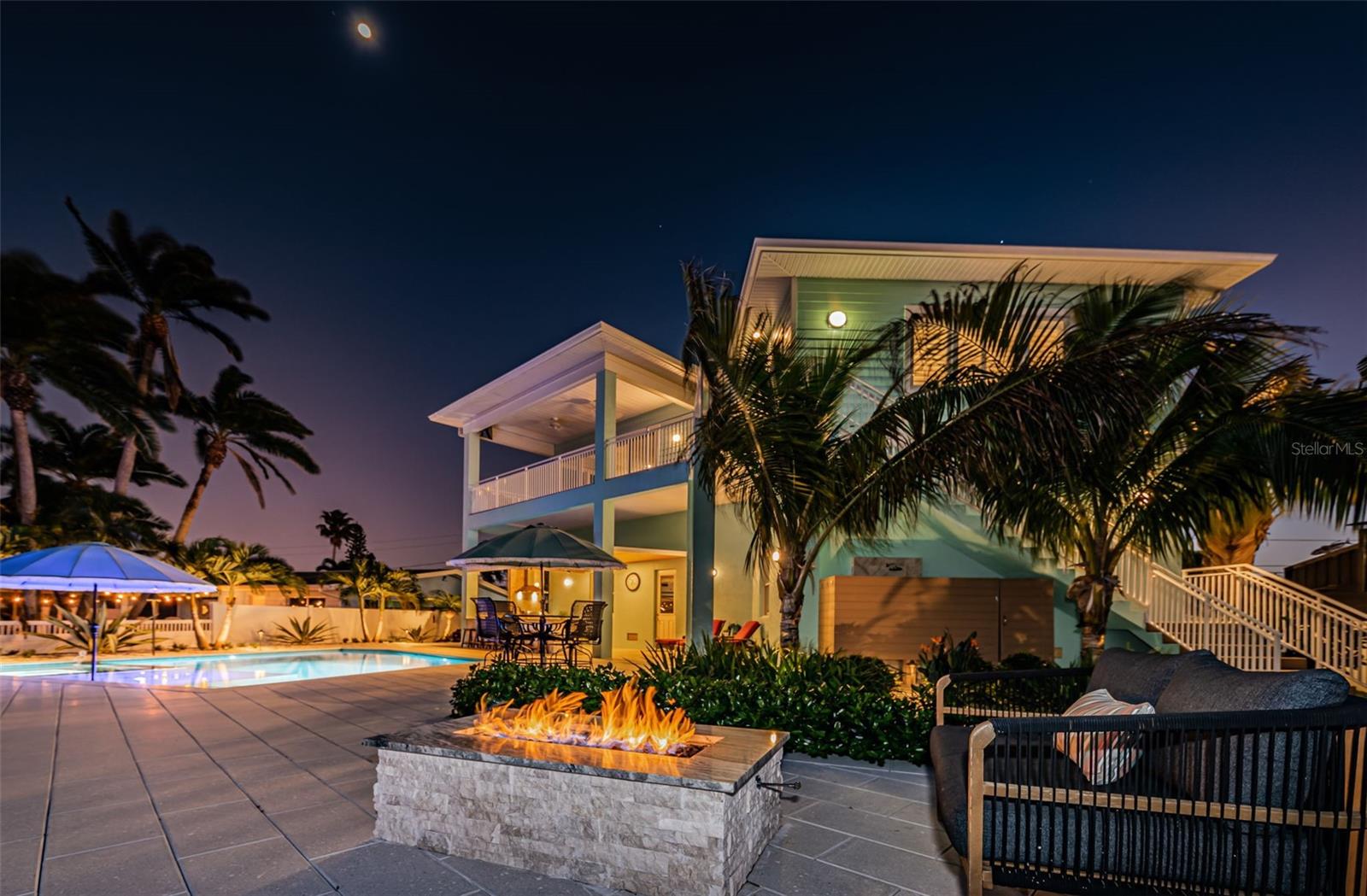 LONE PALM BEACH 3RD ADD - Residential