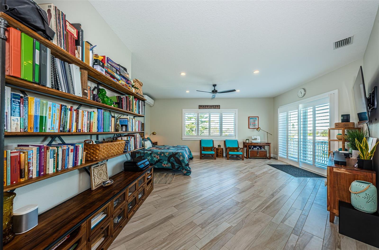 LONE PALM BEACH 3RD ADD - Residential