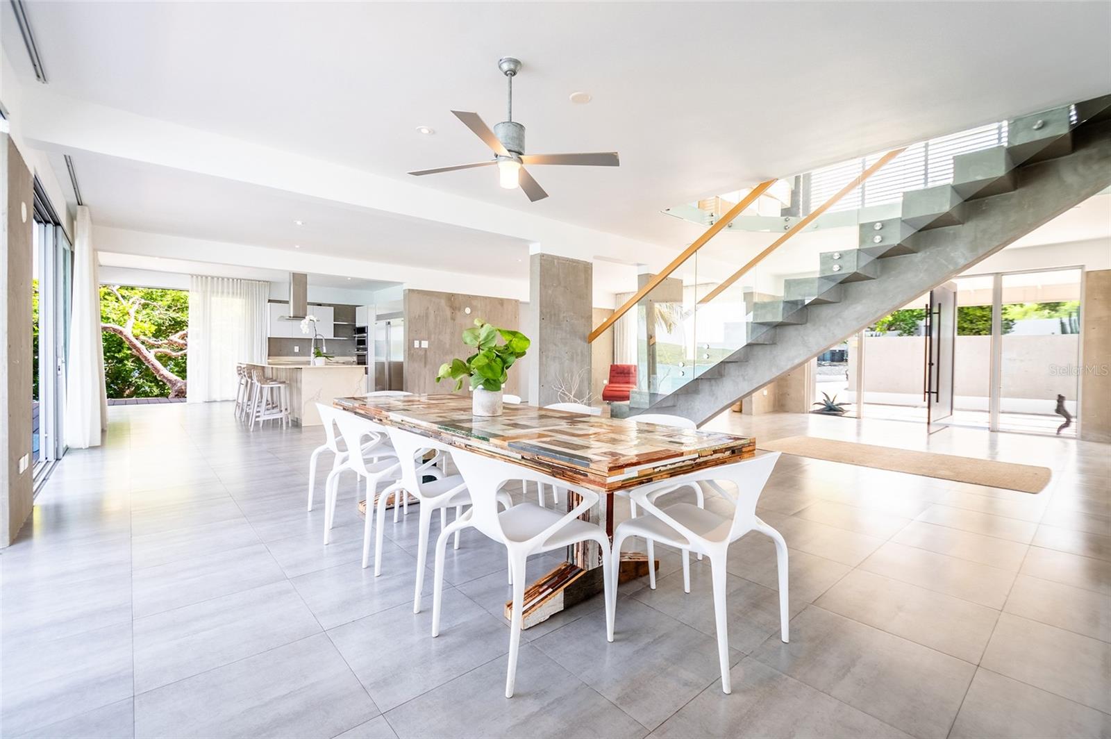 VILLA MARIPOSA - Residential