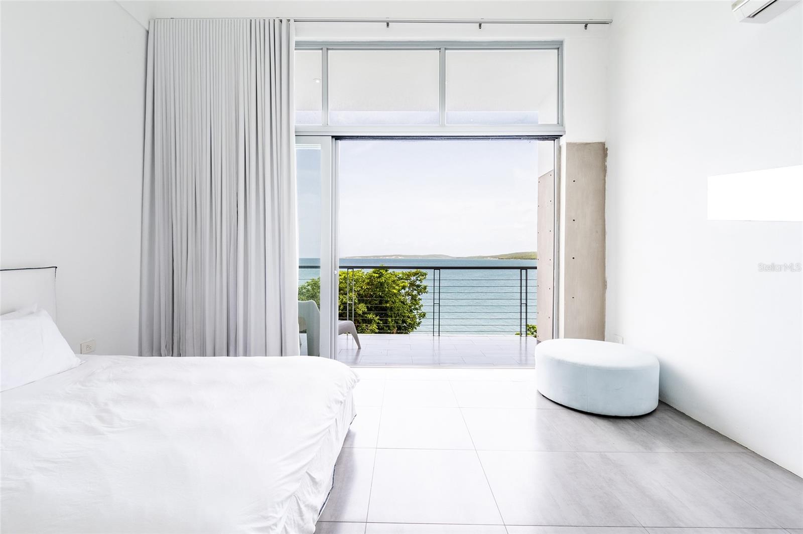 VILLA MARIPOSA - Residential