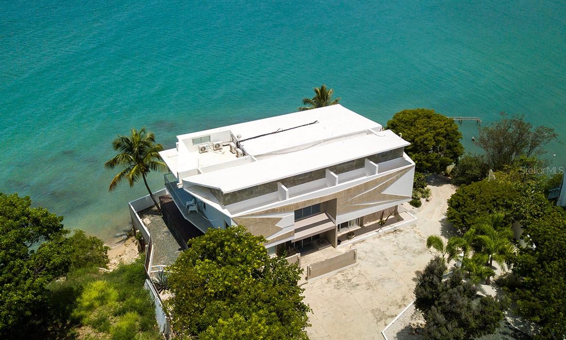 VILLA MARIPOSA - Residential