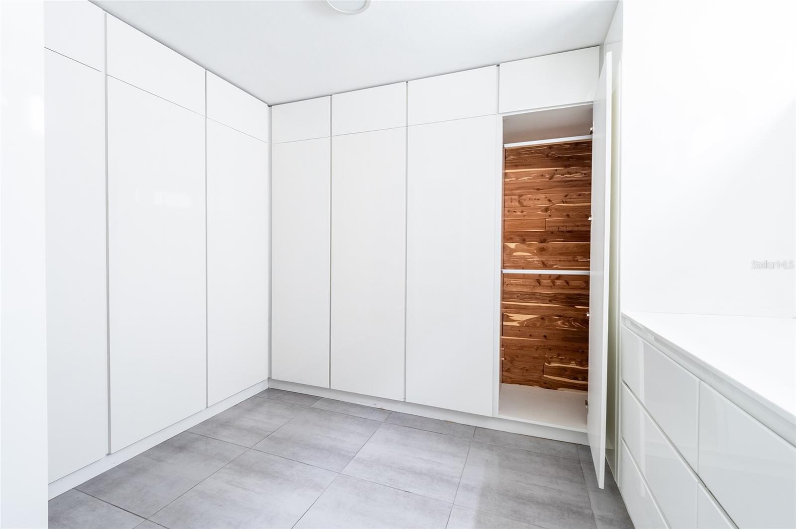 VILLA MARIPOSA - Residential