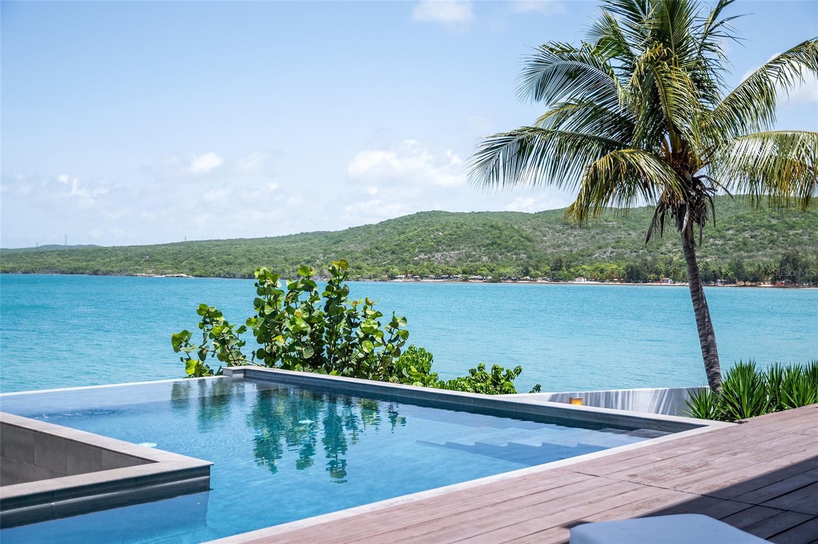 VILLA MARIPOSA - Residential