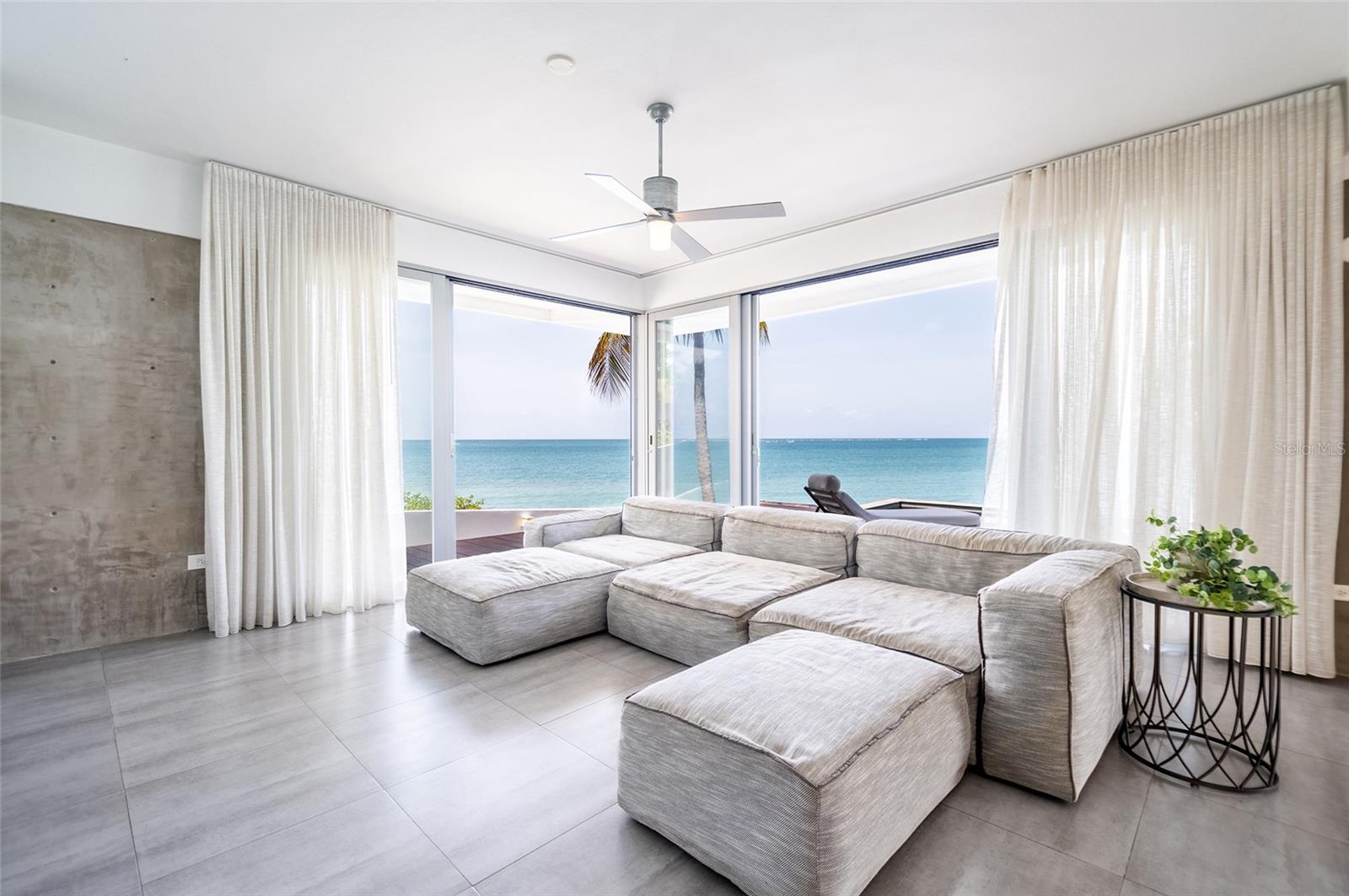 VILLA MARIPOSA - Residential