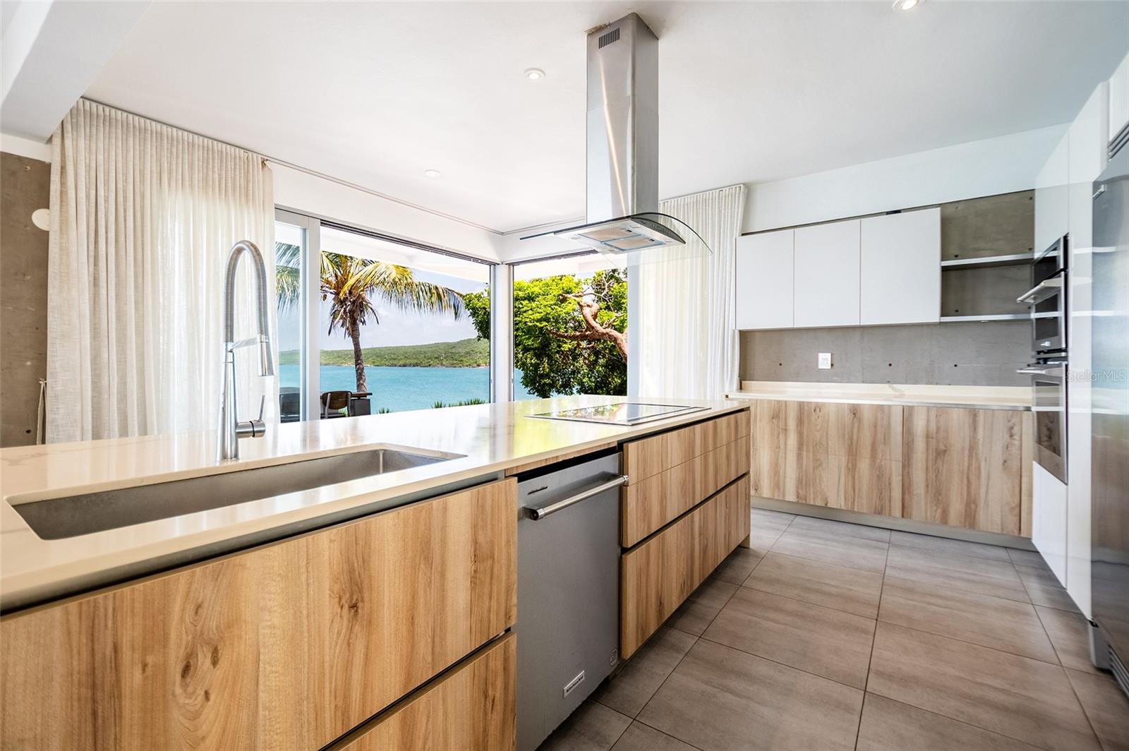 VILLA MARIPOSA - Residential