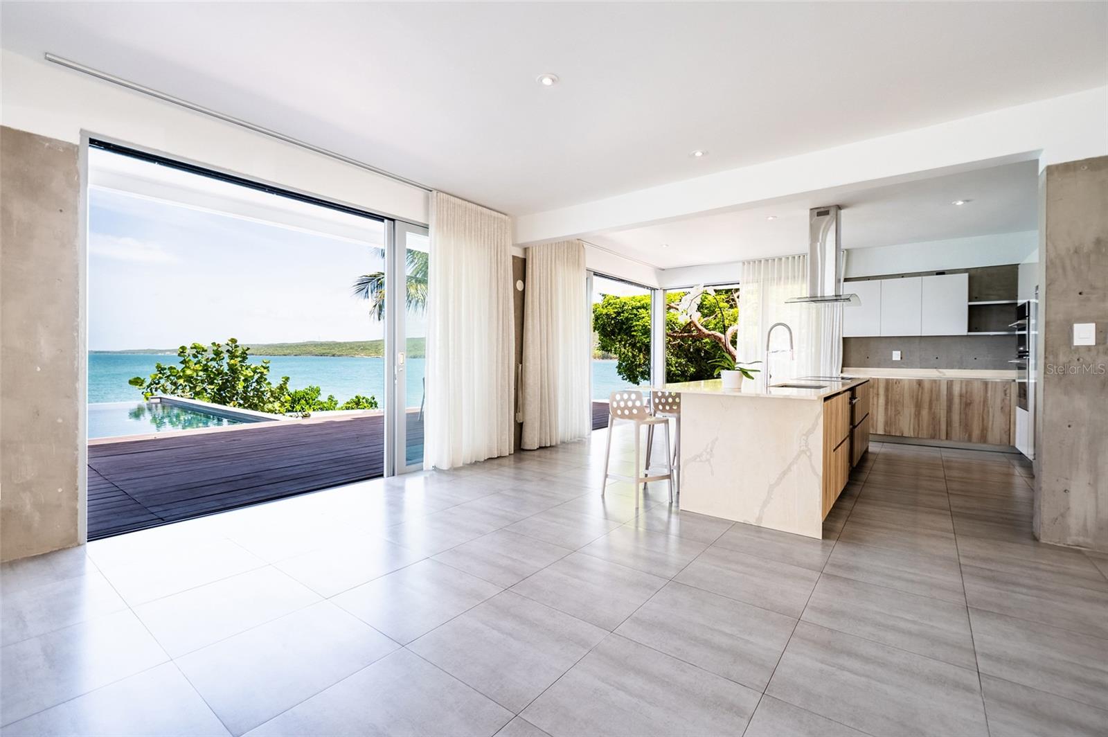 VILLA MARIPOSA - Residential