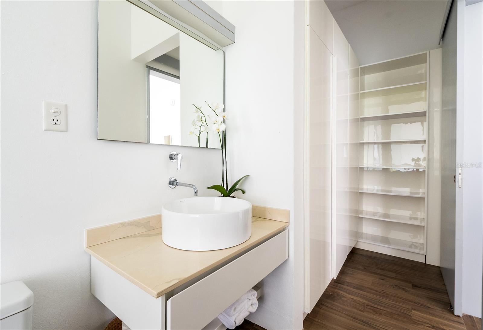 VILLA MARIPOSA - Residential