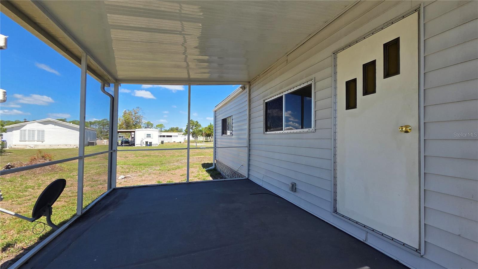 HOLIDAY PARK - Residential