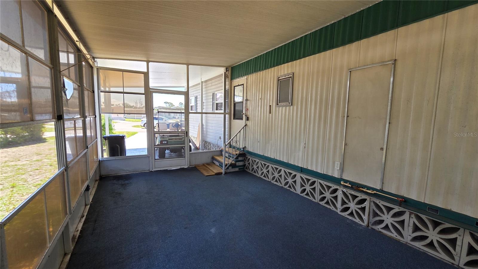 HOLIDAY PARK - Residential