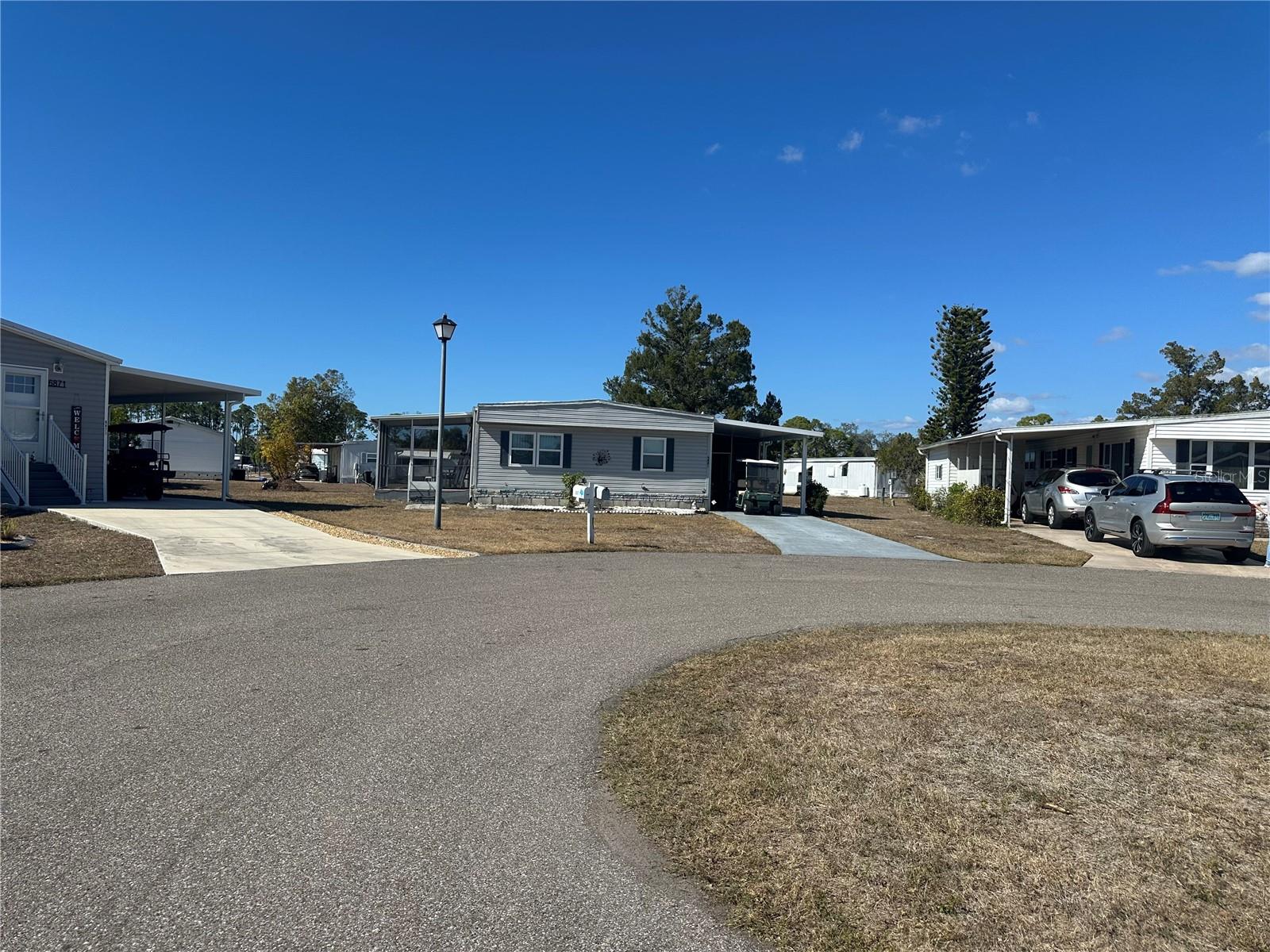 HOLIDAY PARK - Residential