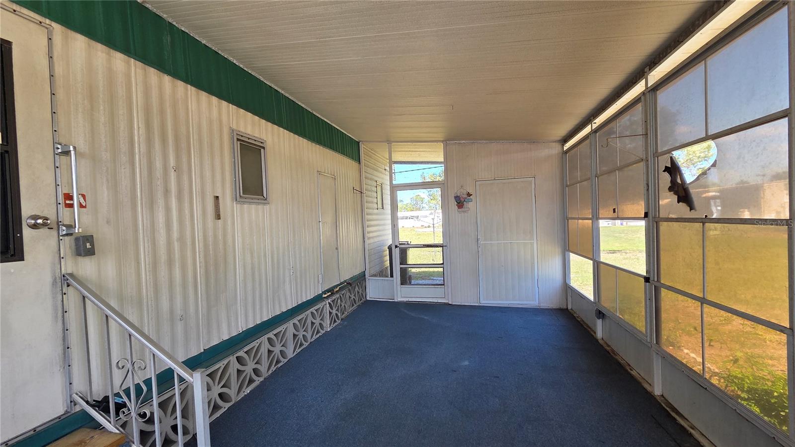 HOLIDAY PARK - Residential
