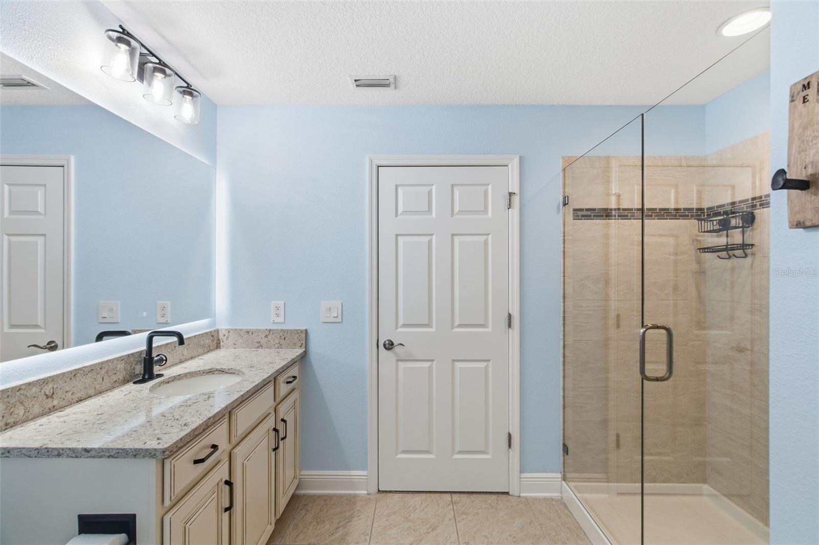 STARKEY RANCH VILLAGE 1 PH 3 - Residential Lease