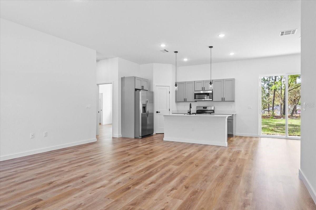 CITRUS SPGS UNIT 04 - Residential