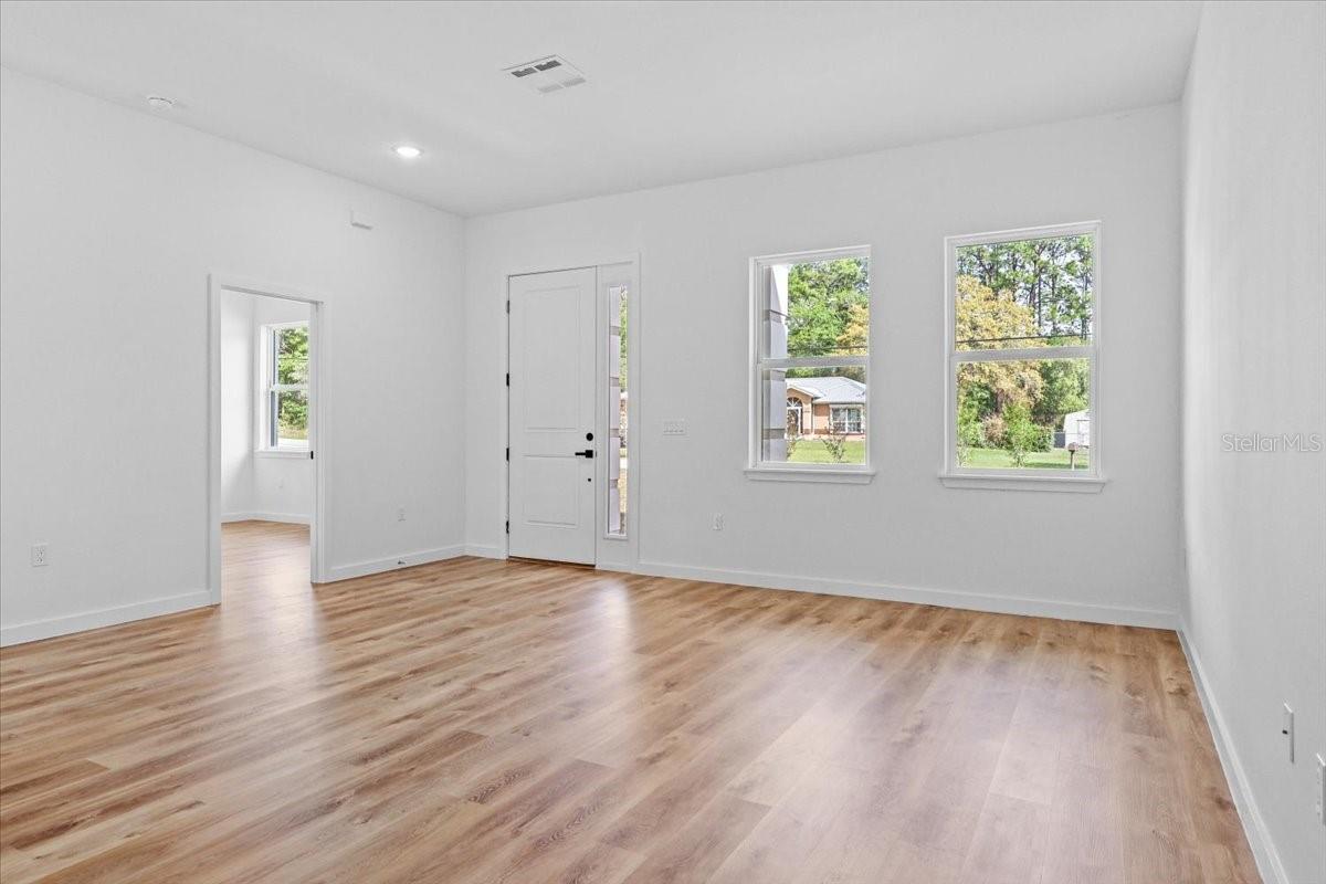 CITRUS SPGS UNIT 04 - Residential