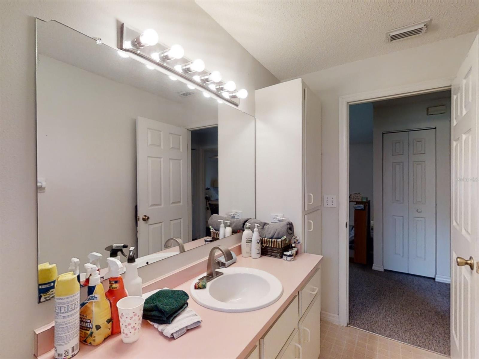 Florida Shores 01 - Residential