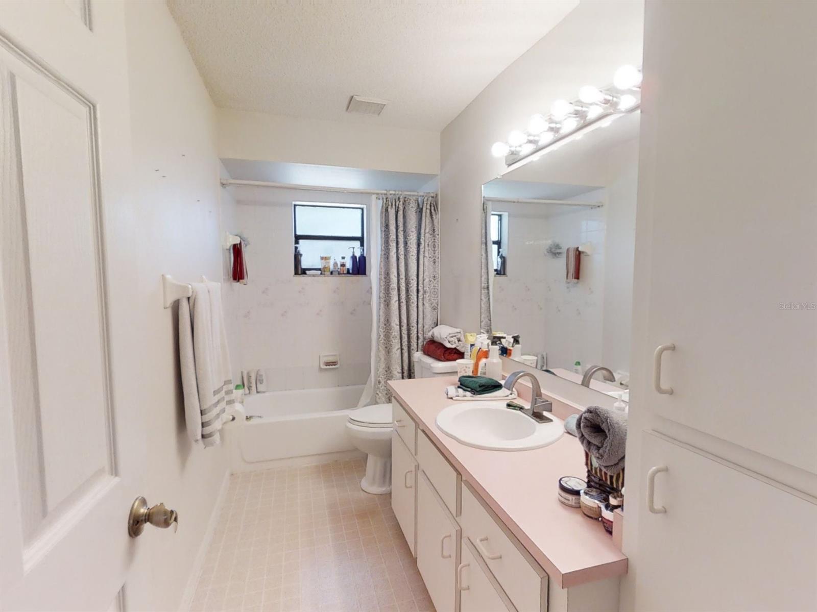 Florida Shores 01 - Residential