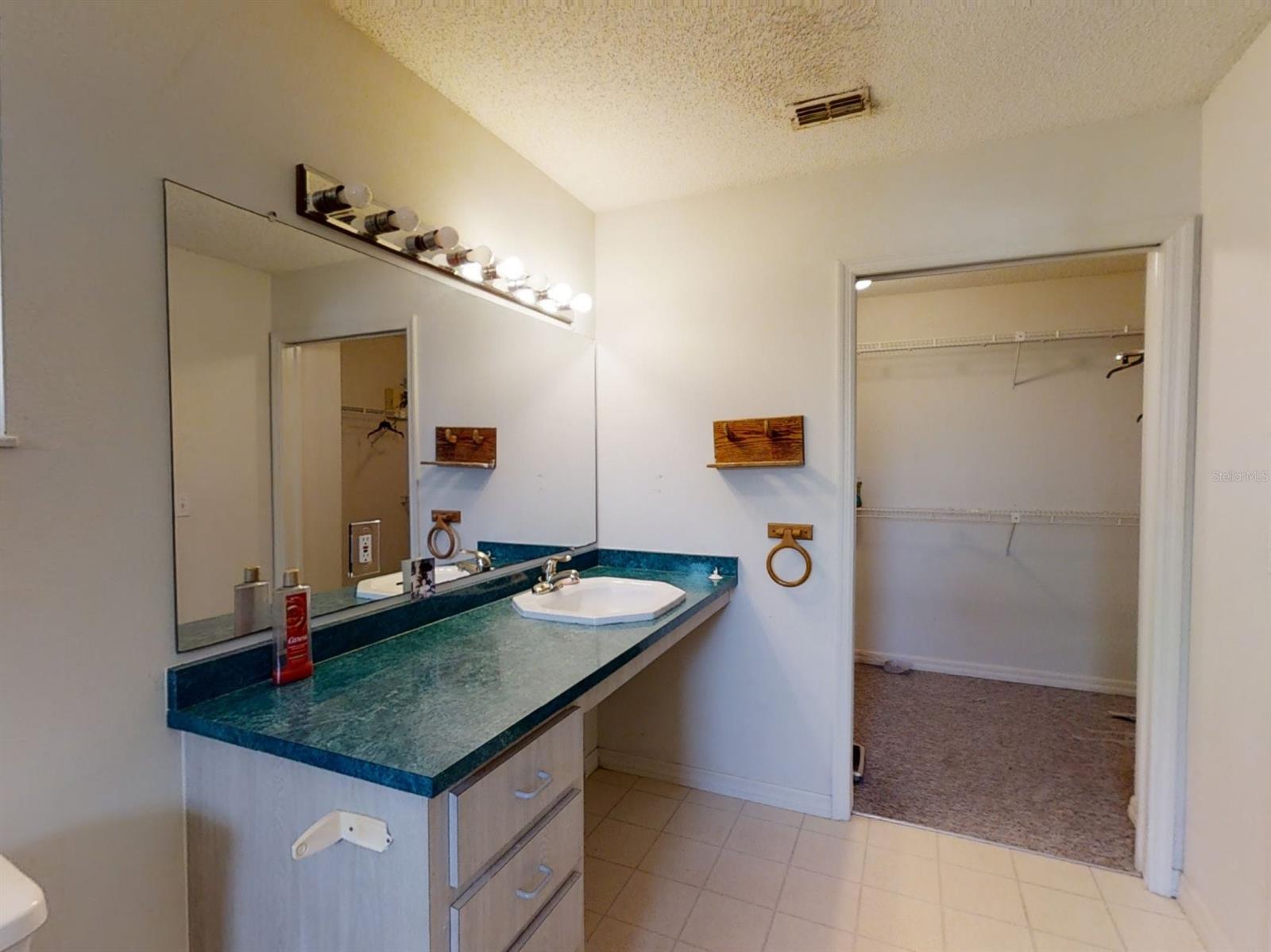 Florida Shores 01 - Residential