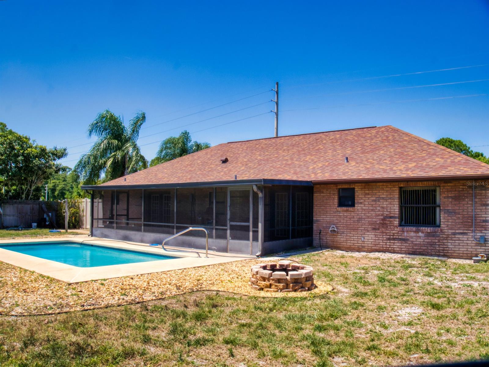 Florida Shores 01 - Residential