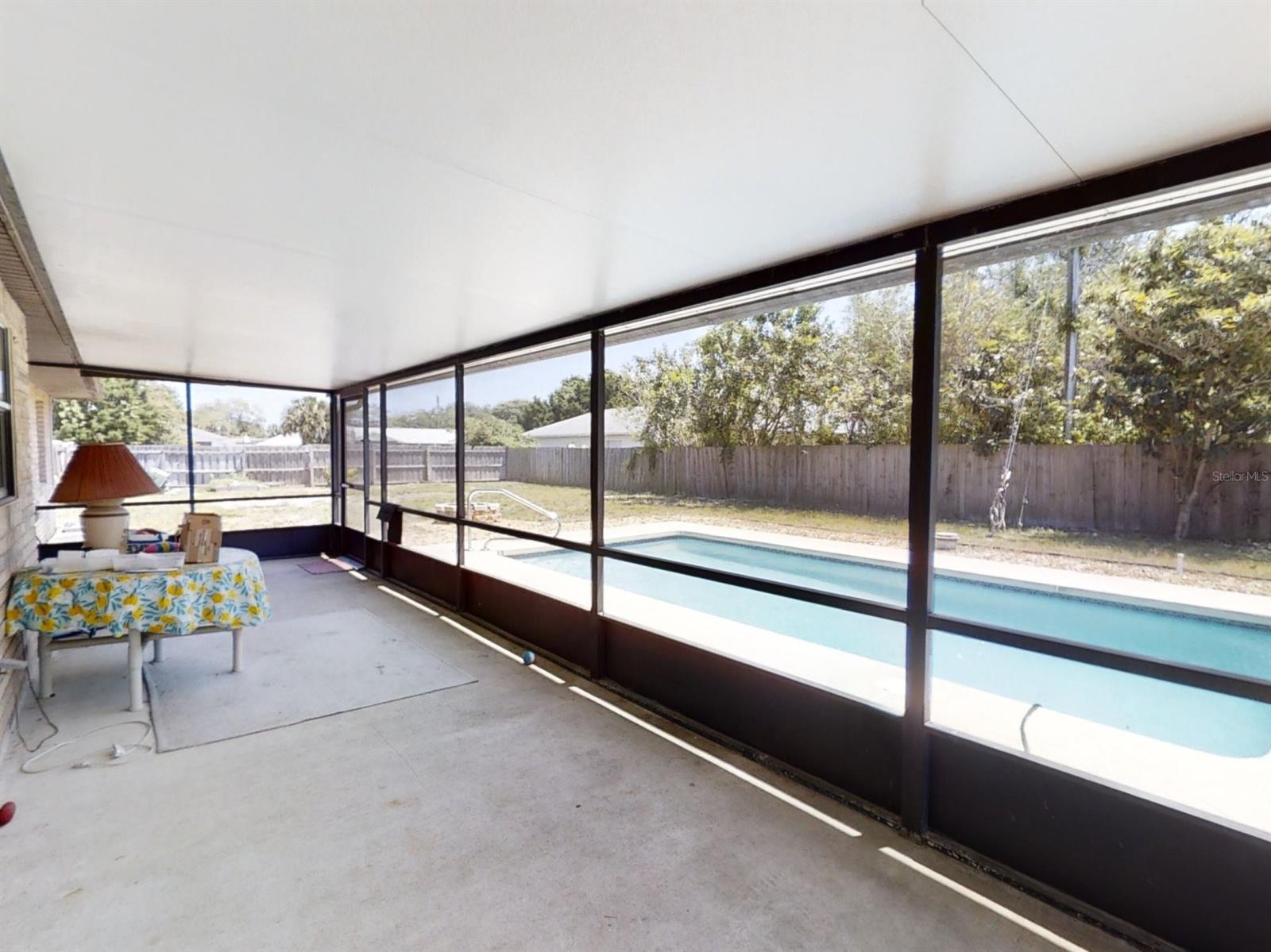 Florida Shores 01 - Residential