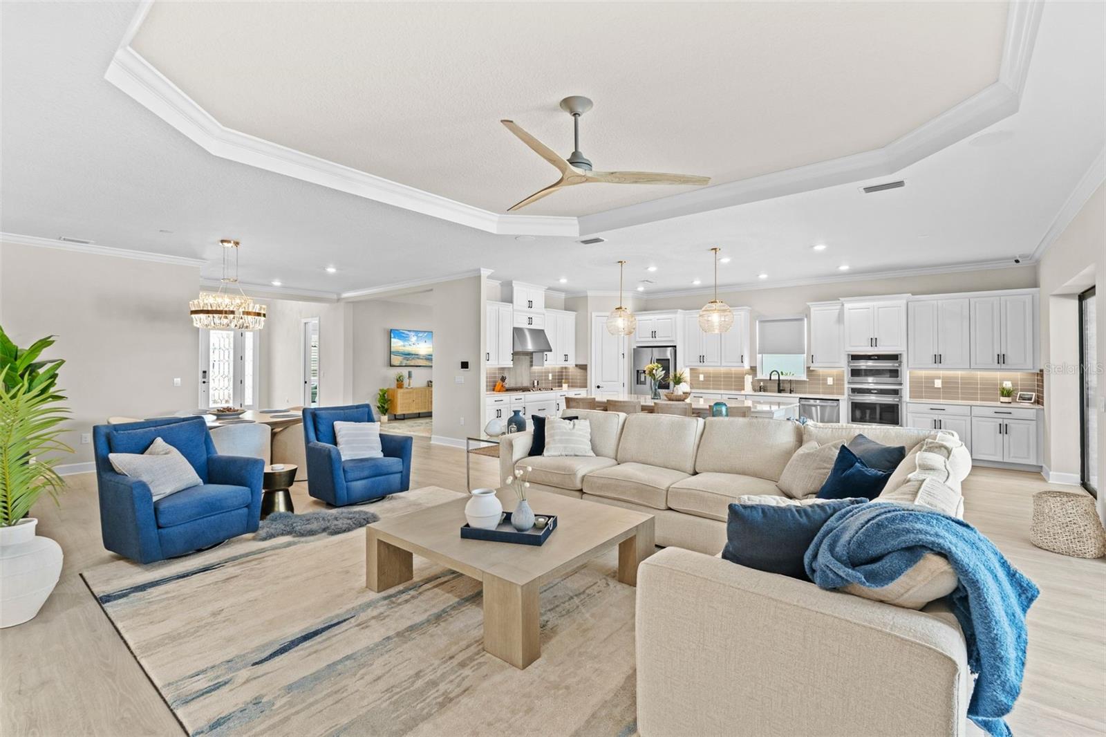 AZARIO AT ESPLANADE - Residential