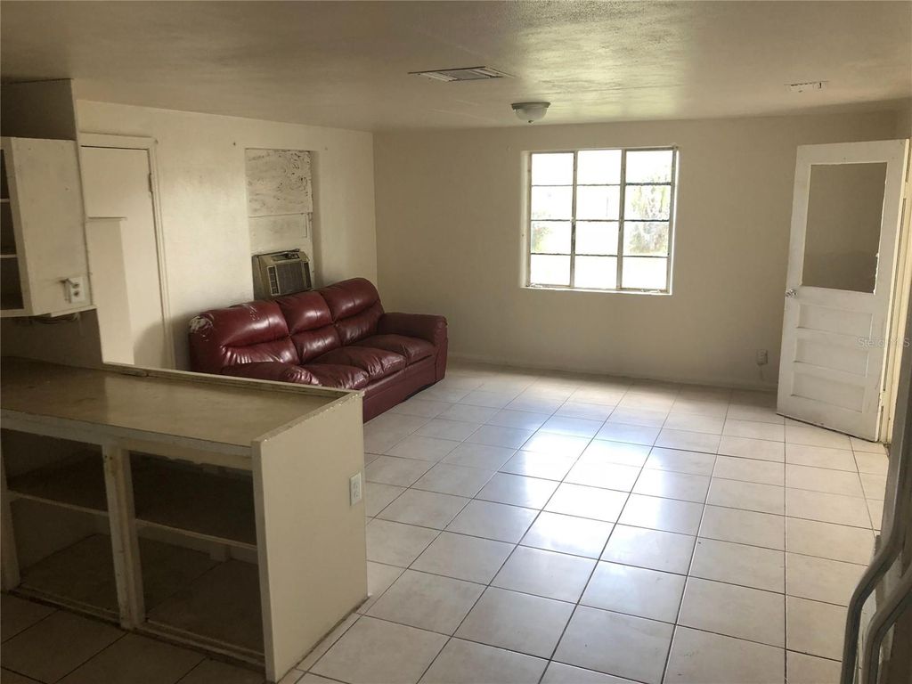 Photo of 421 W Cornell Street, Avon Park, FL 33825 (MLS # O6363565)