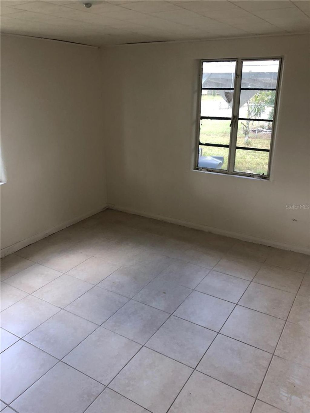 Photo of 421 W Cornell Street, Avon Park, FL 33825 (MLS # O6363565)