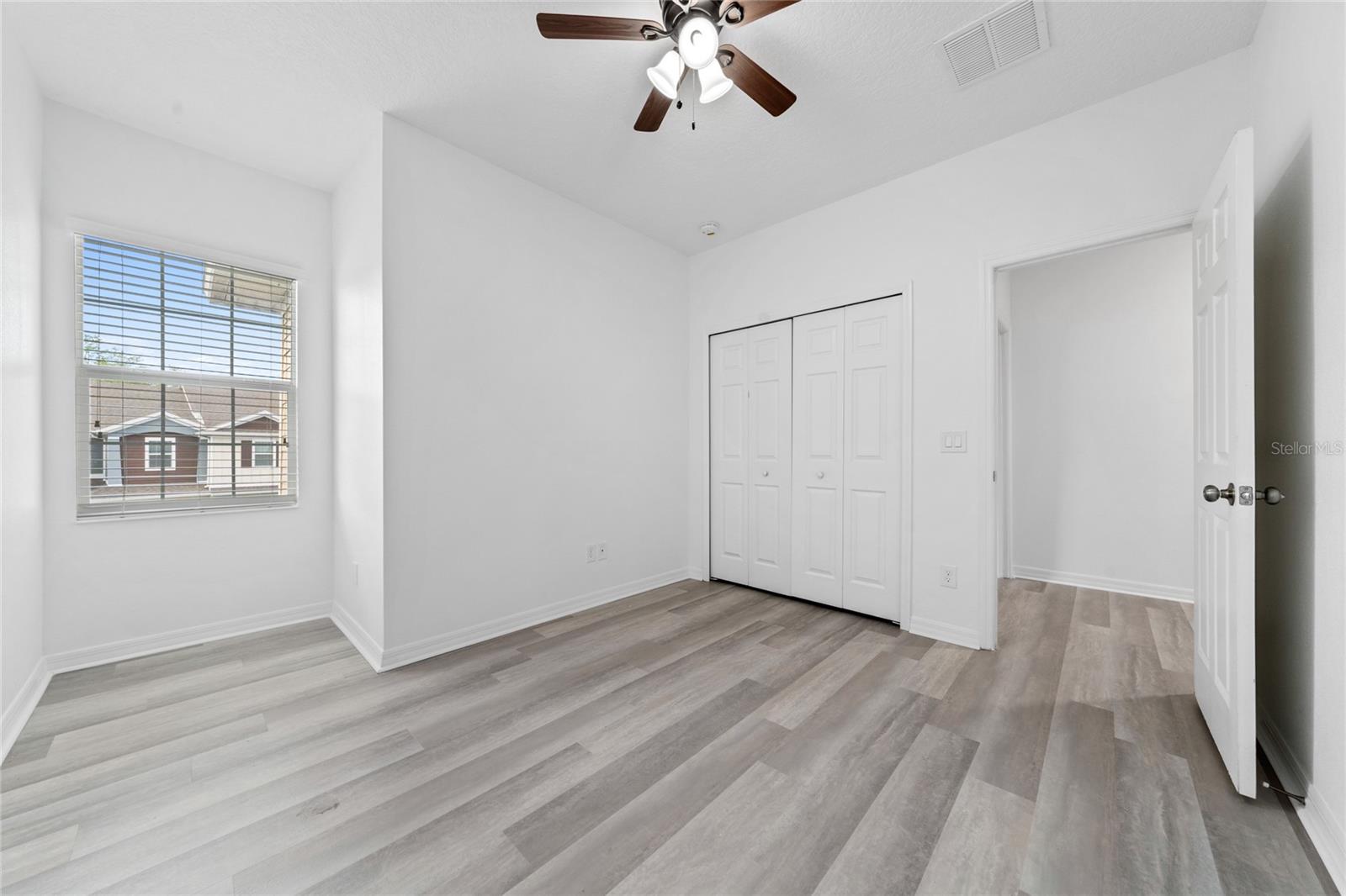 SAWGRASS LNDGS - Residential