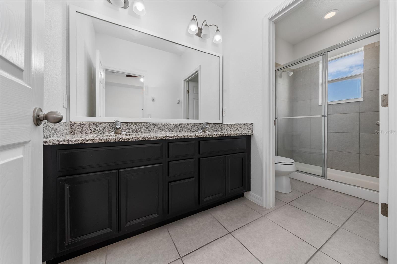 SAWGRASS LNDGS - Residential