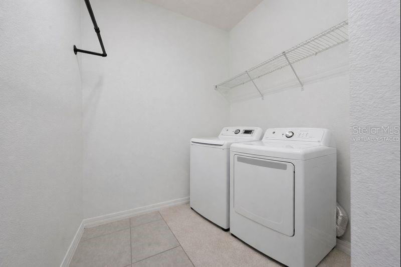 SAWGRASS LNDGS - Residential