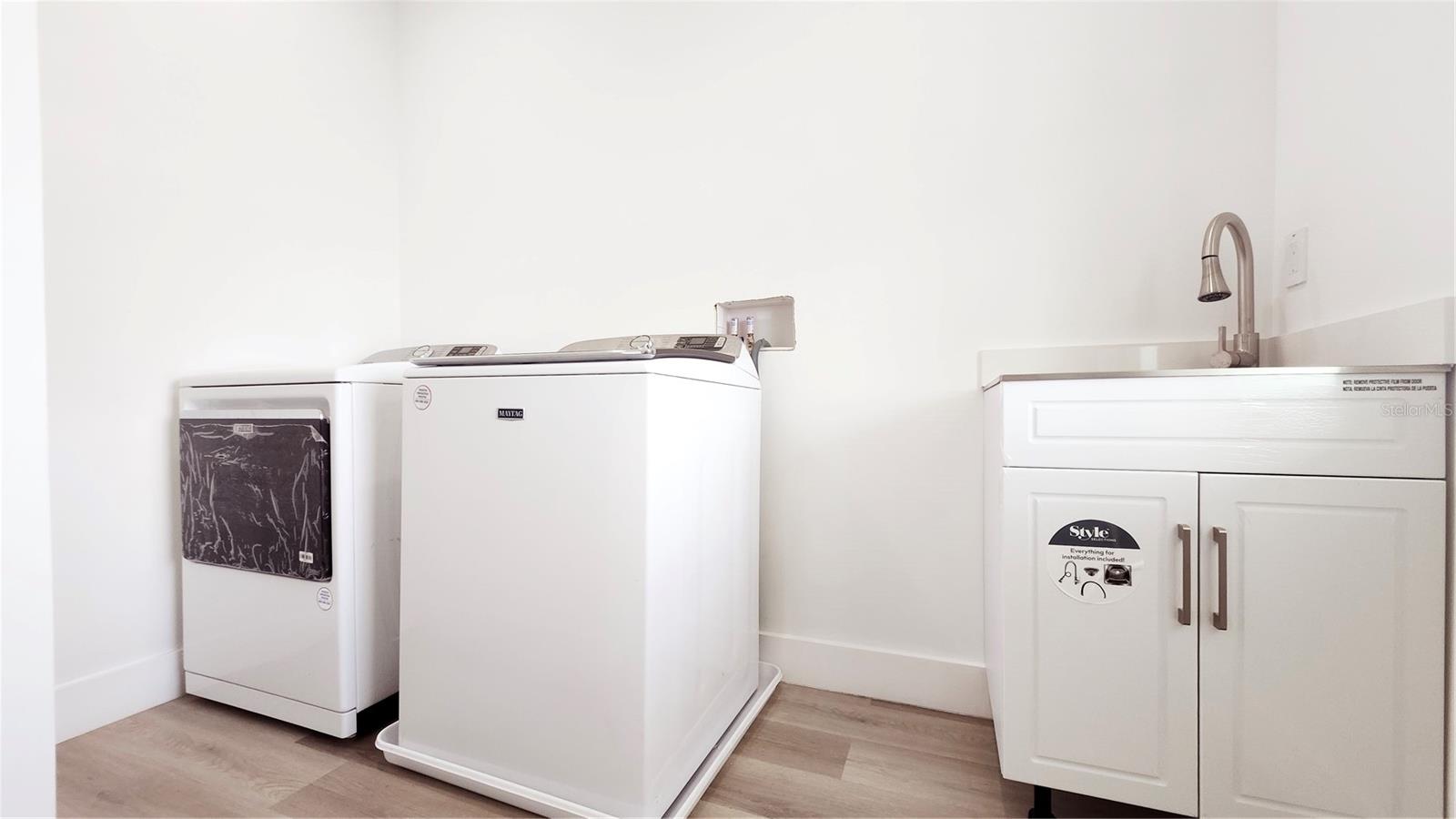 LAKE TO GULF ESTATES - Residential