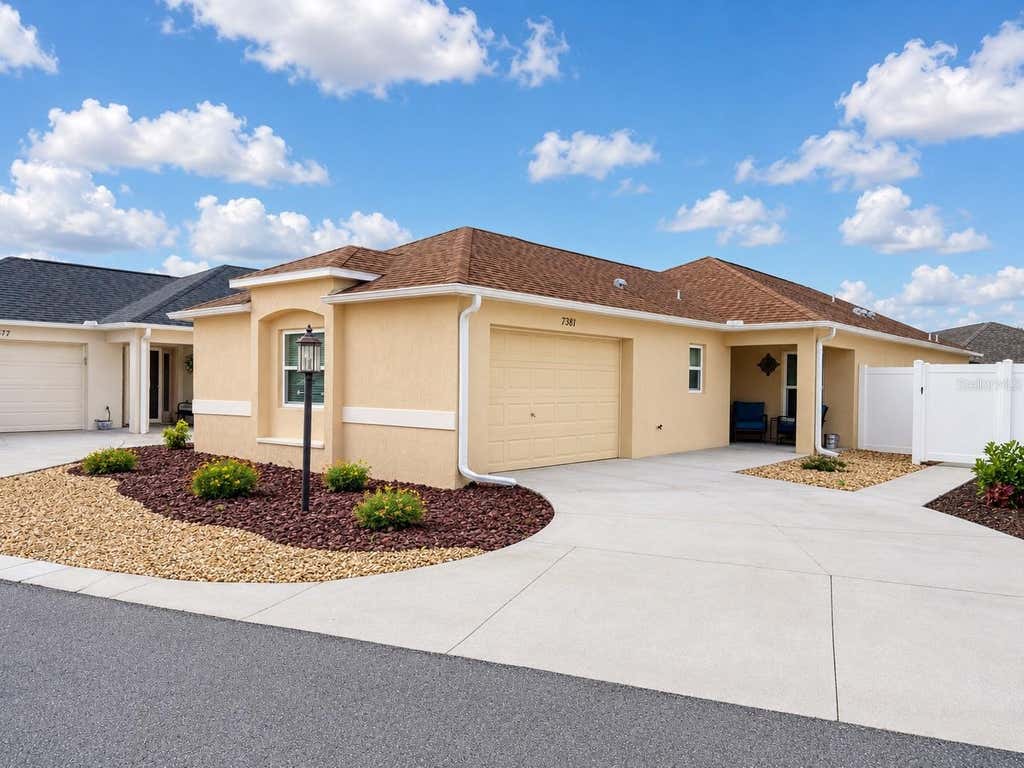 Photo of 7381 SE 168th Mitzi Street, The Villages, FL 32162 (MLS # G5113491)