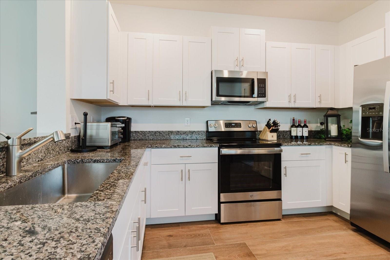 TOWNES/LK THOMAS PH 1 - Residential