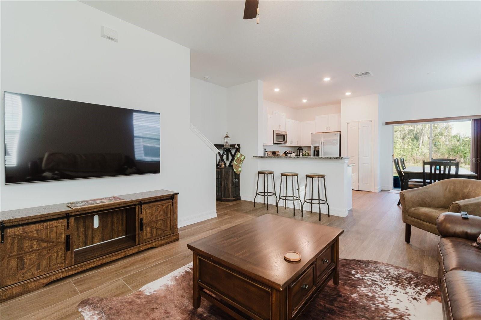 TOWNES/LK THOMAS PH 1 - Residential