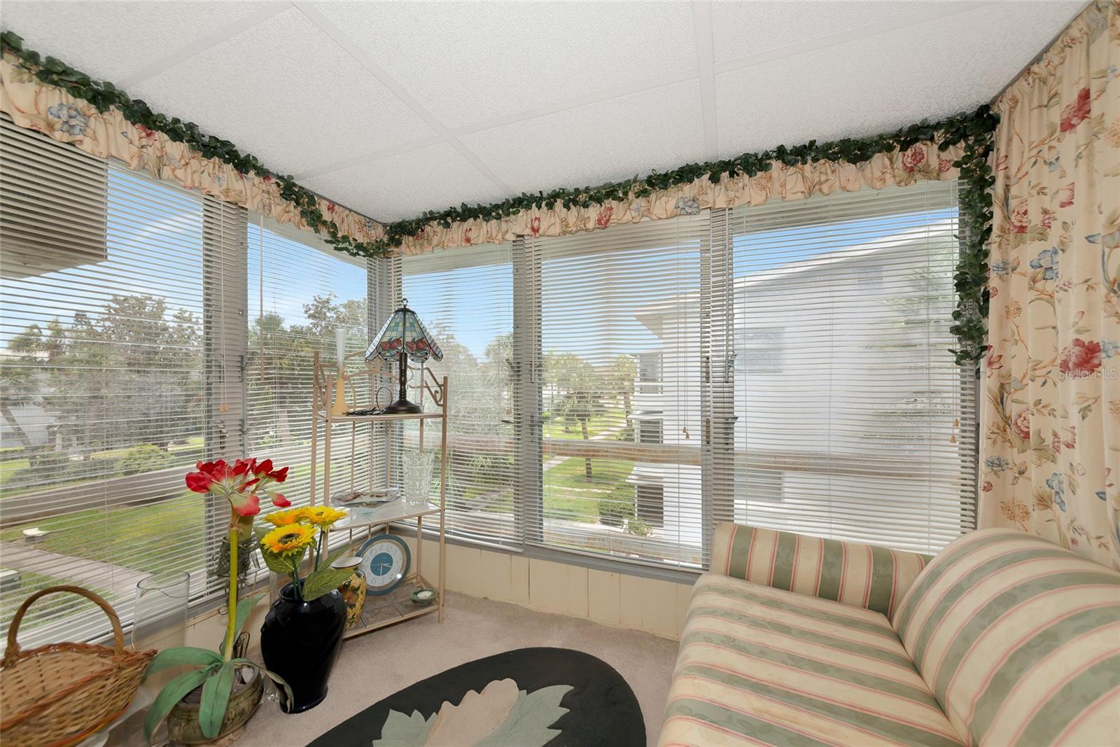 THE THIRD BAYSHORE - Residential